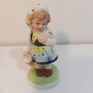 Vintage Ceramic Girl Figurine White Yellow Black 5" Holding An Empty Basket 1986